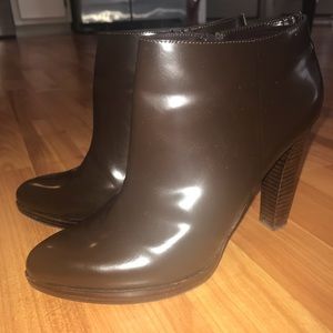 Nine West Booties Brown